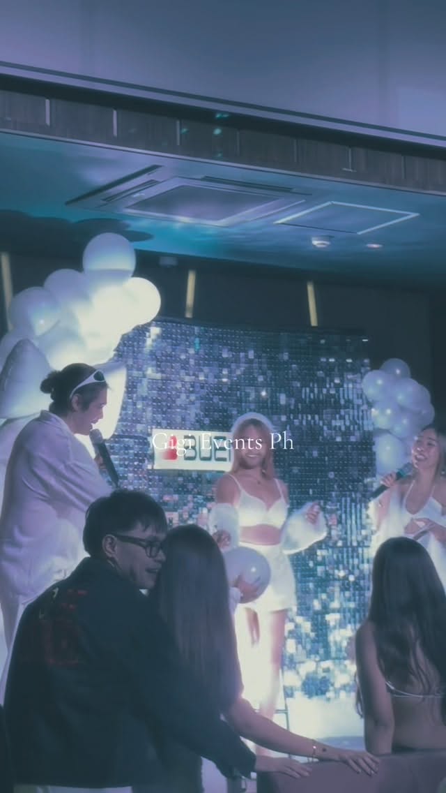 Debut balloon wall silver backdrop by GiGi Events Ph
